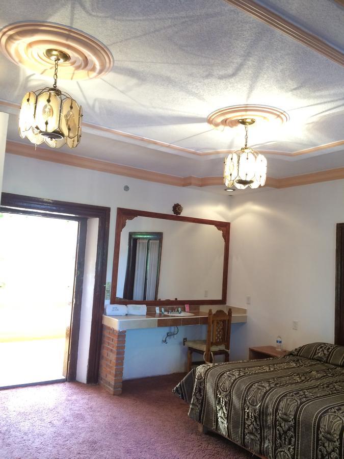 Gran Hotel San Felipe San Felipe del Progreso 객실 사진